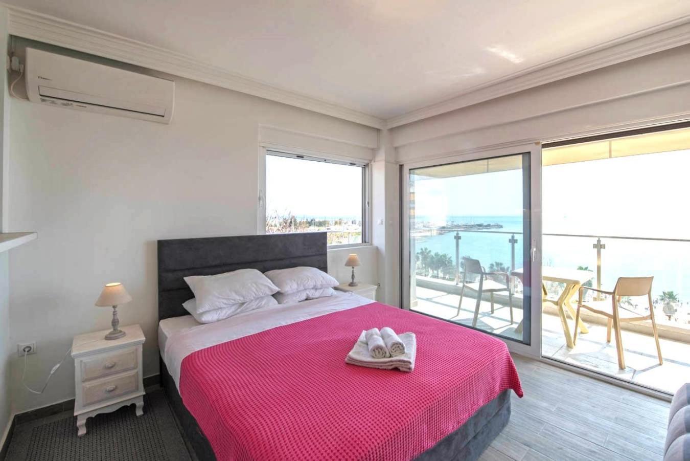 Breathtaking Seaview Studio In Athenian Riviera Bagian luar foto