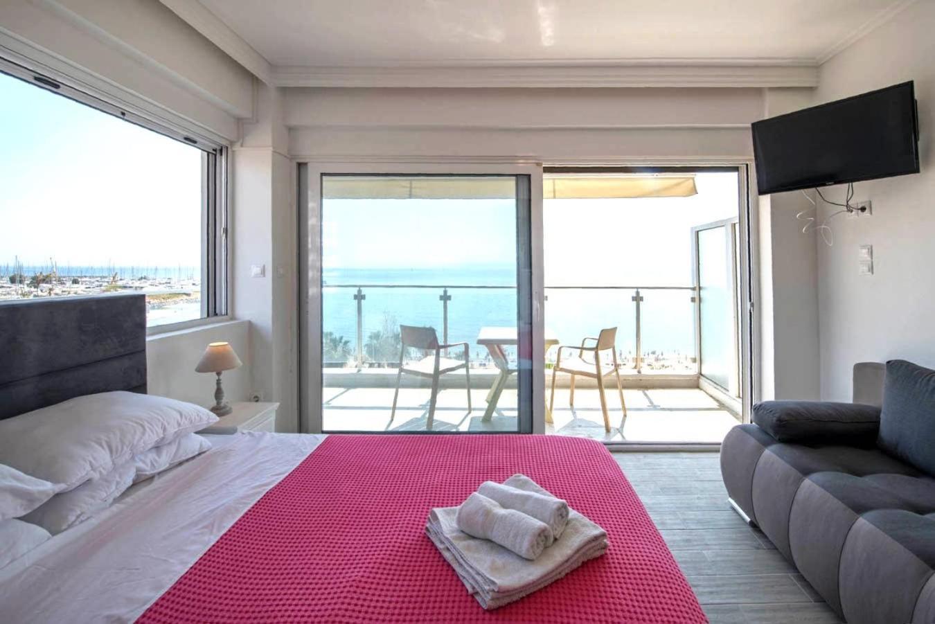 Breathtaking Seaview Studio In Athenian Riviera Bagian luar foto